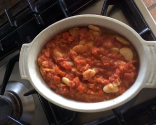 Dunrobin Valley Bean and Roast Pepper Tagine